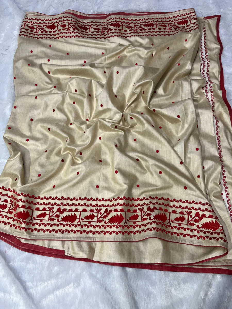 Pure Tussar Munga Silk Saree with Natural Texture & Elegant Lustre